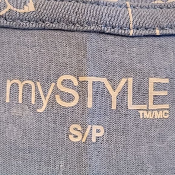 🌟2 for $20!🌟  My Style Blue Tropical Print T Shirt - Picture 4 of 6